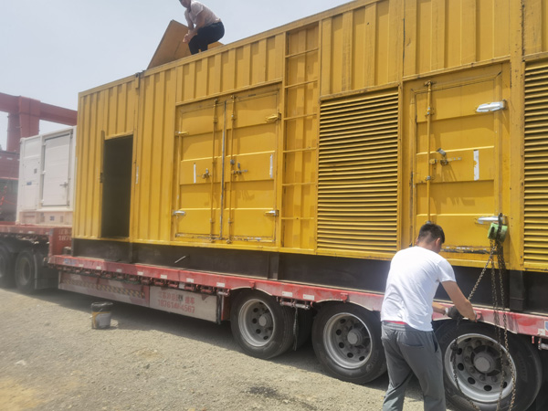 天水发电机出租100KW发电机需要什么规格的电缆线?